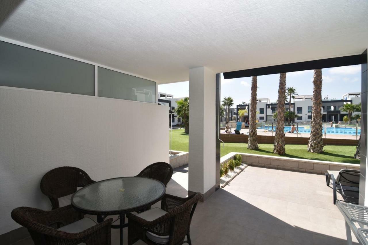Oasis Beach VI South Facing Pool View La Zenia Dehesa de Campoamor  Dış mekan fotoğraf